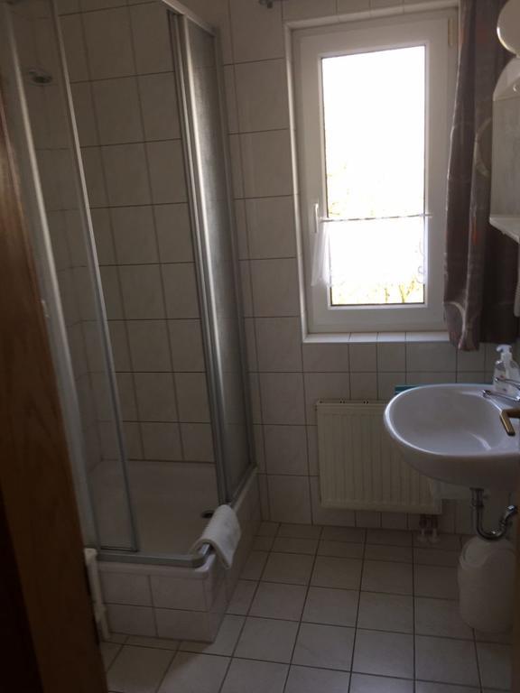 Hotel Garni Zur Muehle Angermunde Bagian luar foto